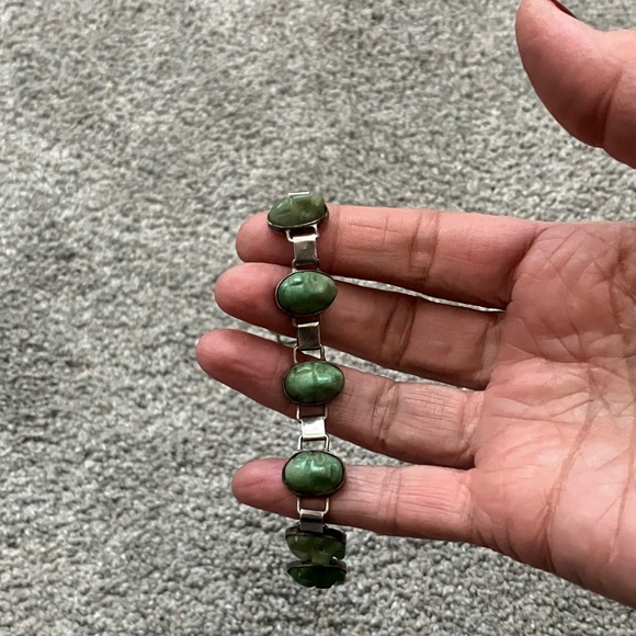 Rare! VINTAGE Green Mask Taxco Bracelet - Picture 8 of 12